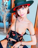 Анкета проститутки Ульяна - метро Ломоносовский, возраст - 19